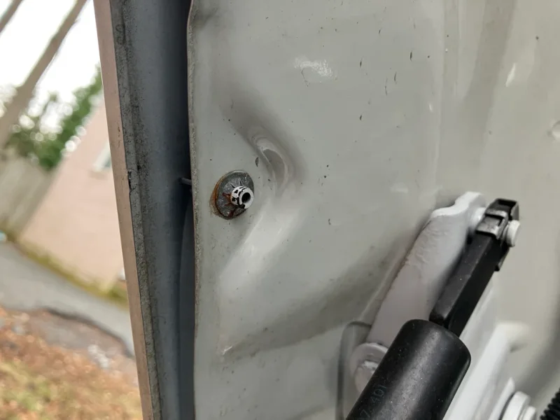 Aero Side vent clip 2.webp